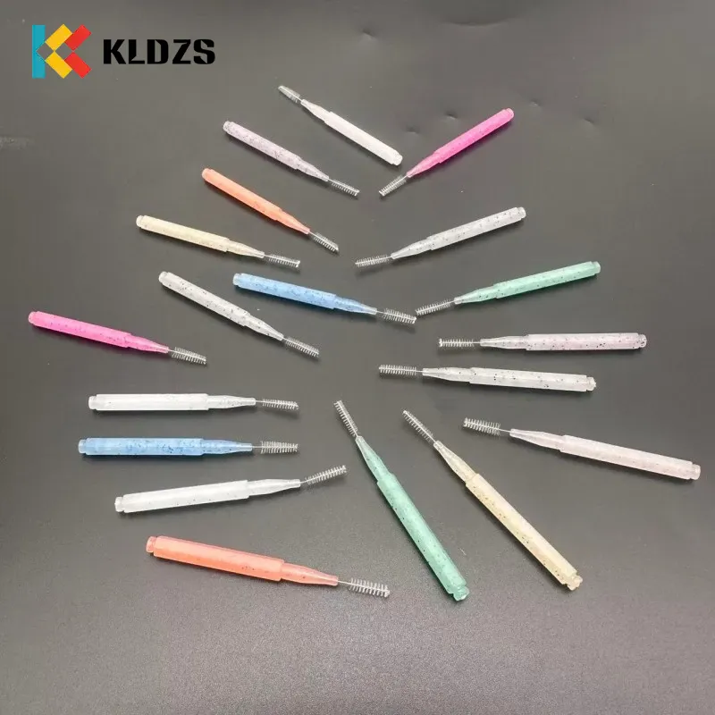 Šešiakampis Crystal tarpdančių šepetėlis